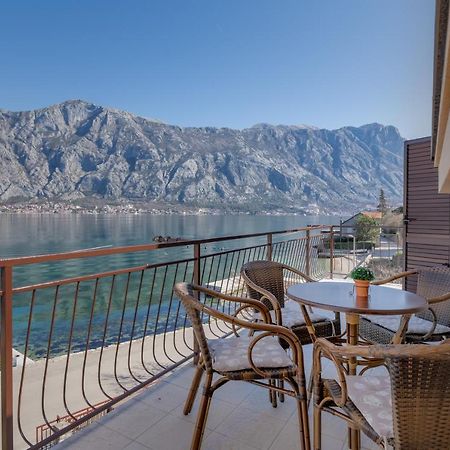 Apartments Pajovic Kotor Exteriör bild